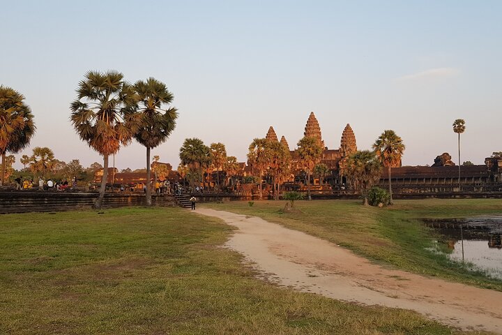Angkor Archeological Park’s top attractions for sit down and watch the sunset view.